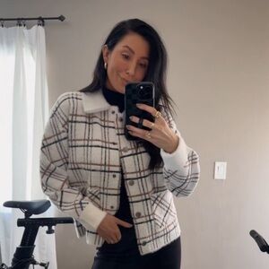 Short Plaid Knit Jacket